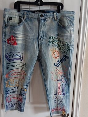 Light Wash Graffiti Men’s Jeans - Selfmade Design